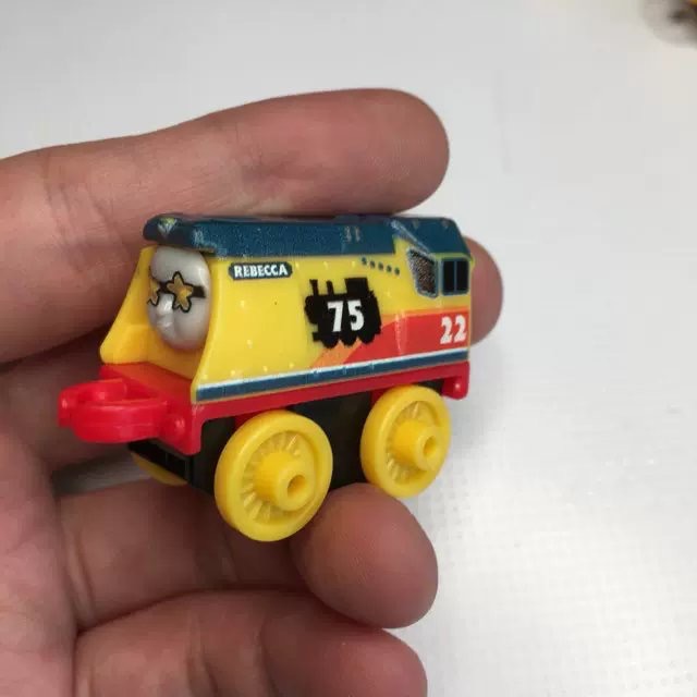 B8FDC8B9-C525-48EB-AE6B-75BC884B2BB9