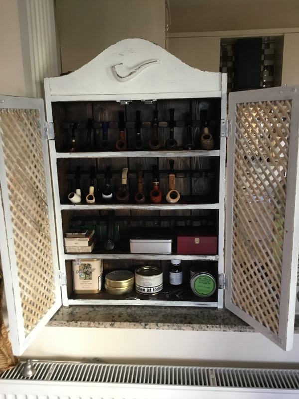 8065E3F2-32F3-4AAA-833D-10AE3D3C9081