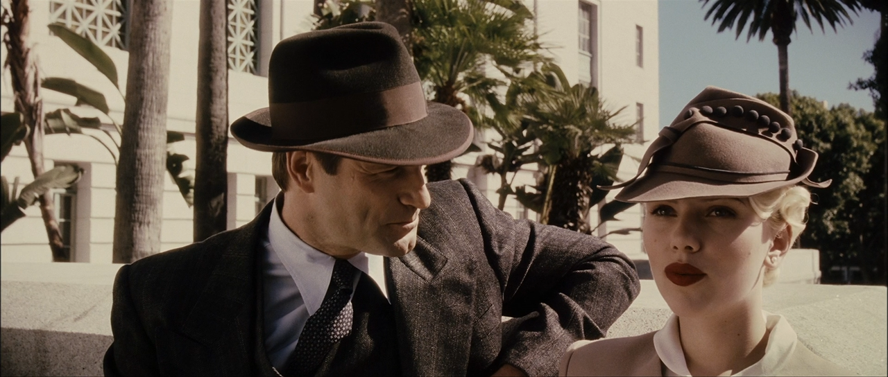 The.Black.Dahlia.2006.ITA.ENG.1080p.BluRay.x264-MeM.mkv_snapshot_00.05.51_[2021.04.01_21.26.09]