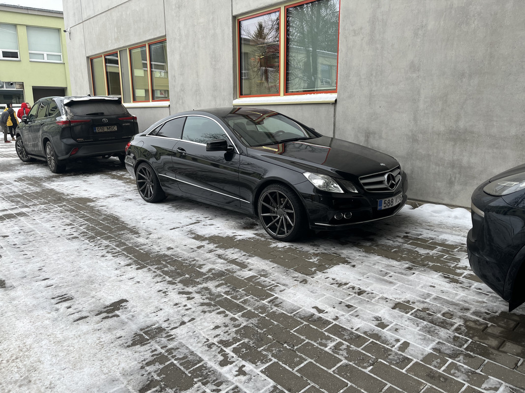 D1A169DC-8C1E-42B3-8B16-F7D84C21AED6