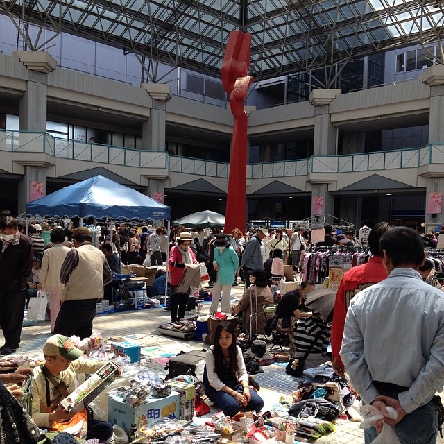 Pasar loak di Jepang