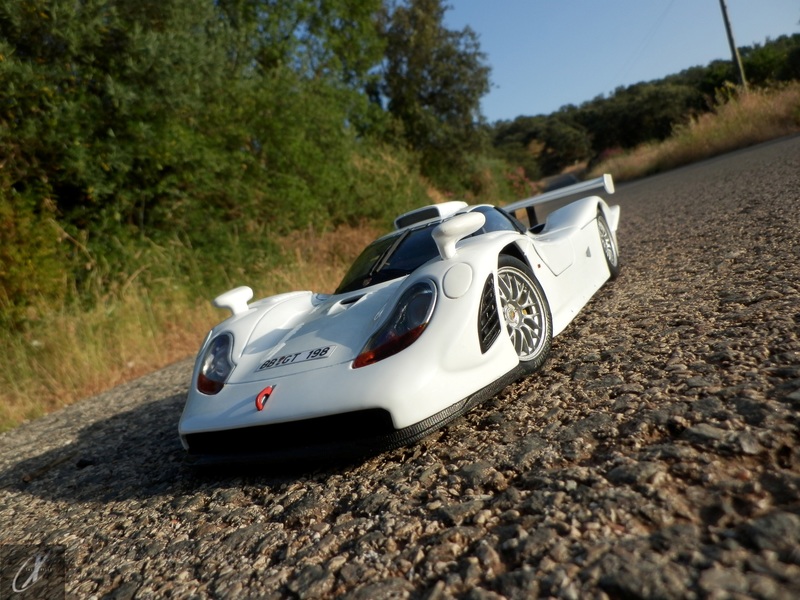 Porsche 911 GT1 Strassenversion (3)