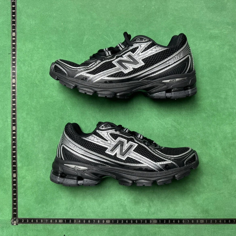 New Balance NB 992