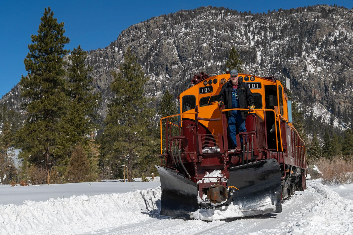 Rode the DSNGRR 101 to Cascade Canyon today with our engineer Bill Colley