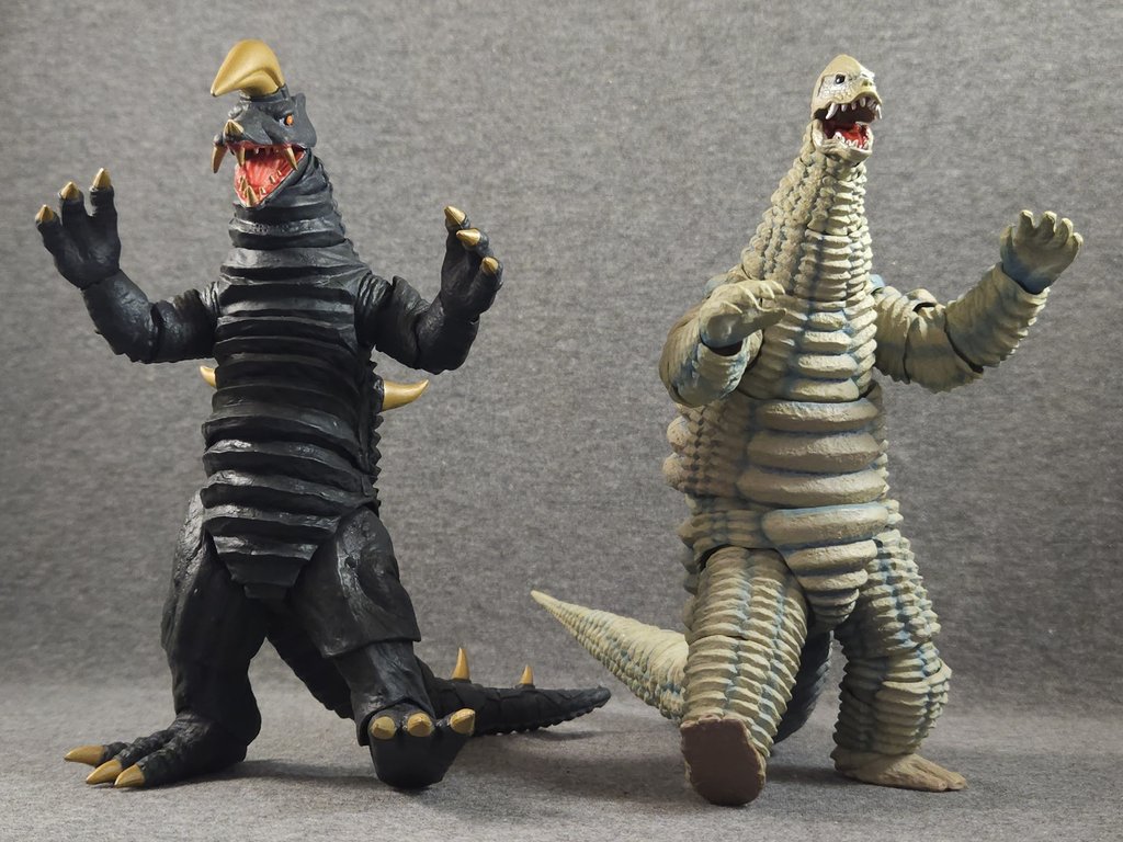 knockoff_S.H.Figuarts_Black-King (13)