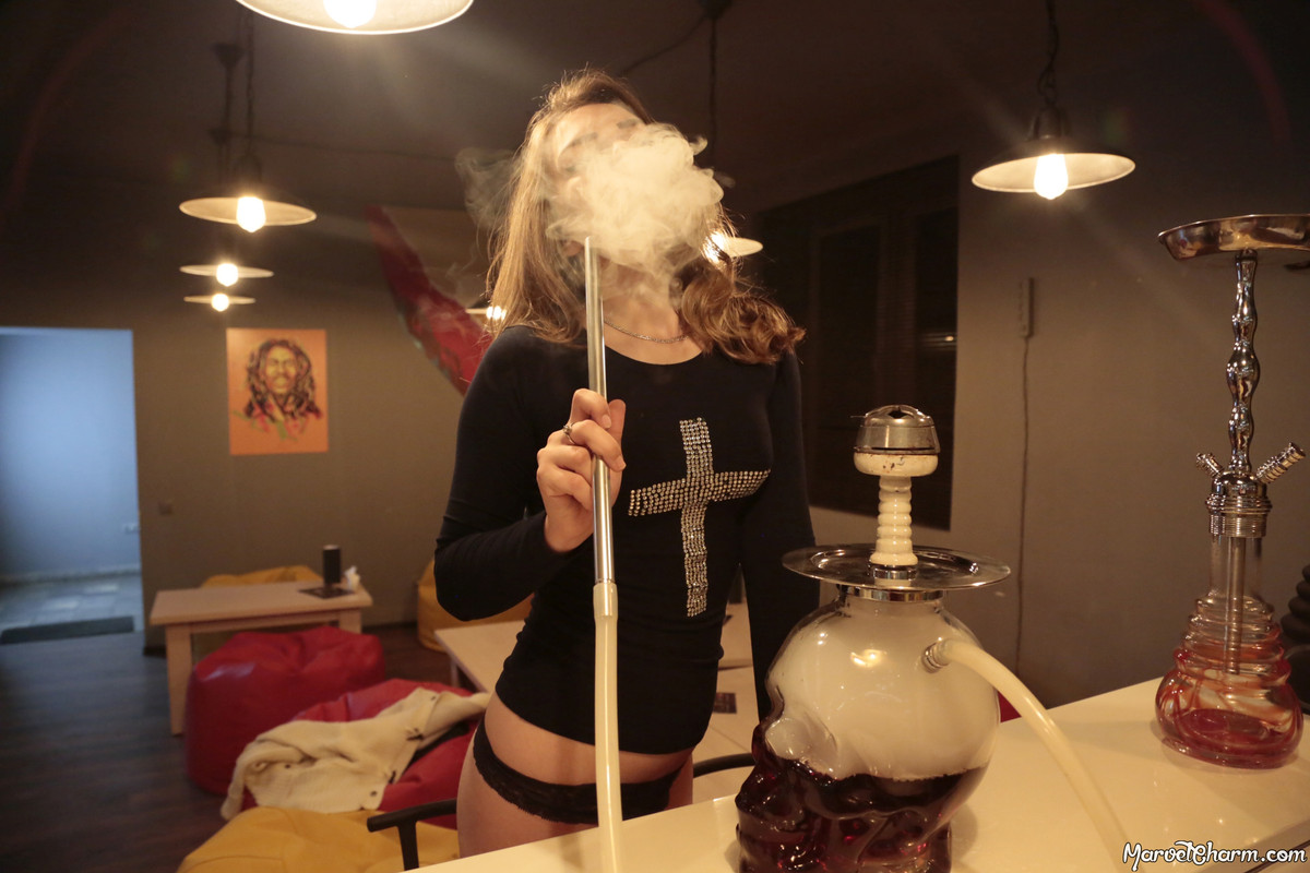 MarvelCharm_Rebecca-Hookah-019