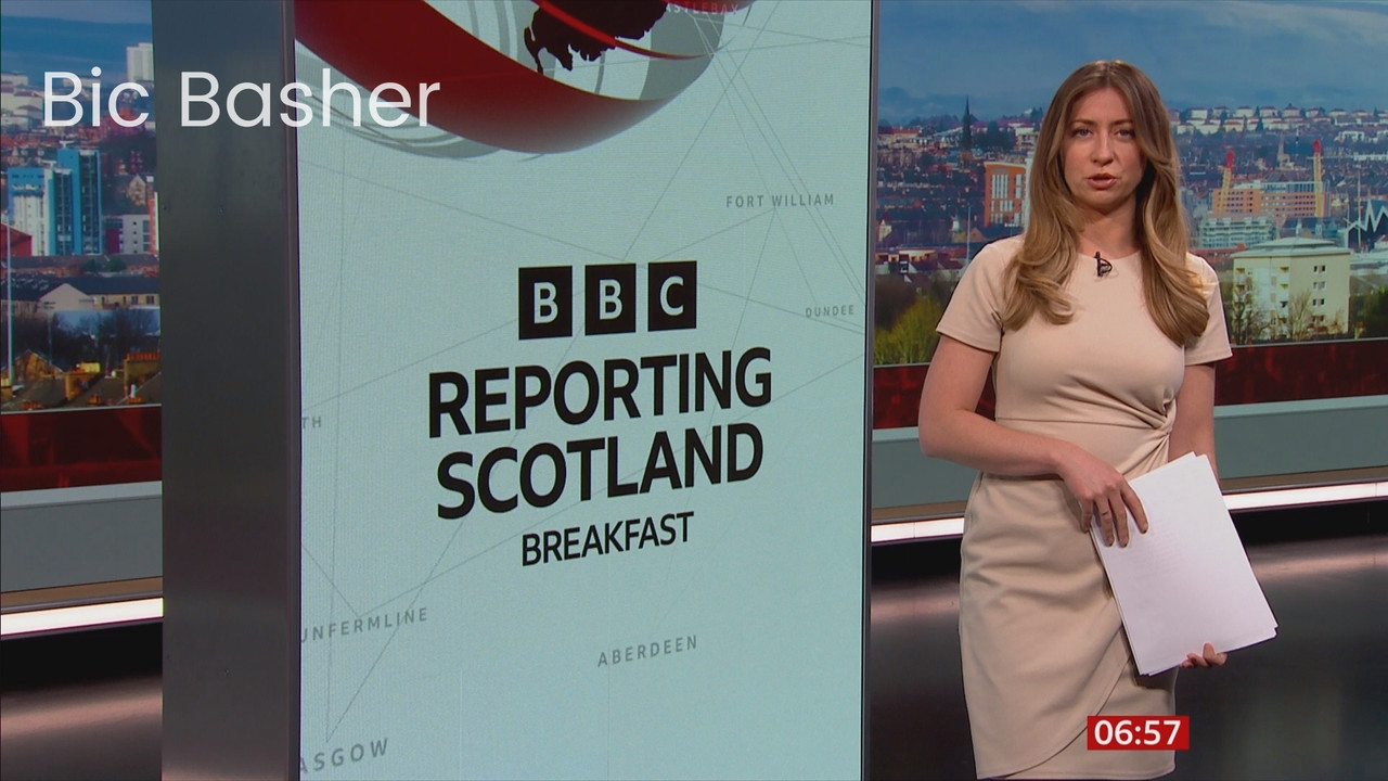 06.12 - 06.50.00 - Breakfast. The BBC's Breakfast programme features ....ts_snapshot_08.19.990