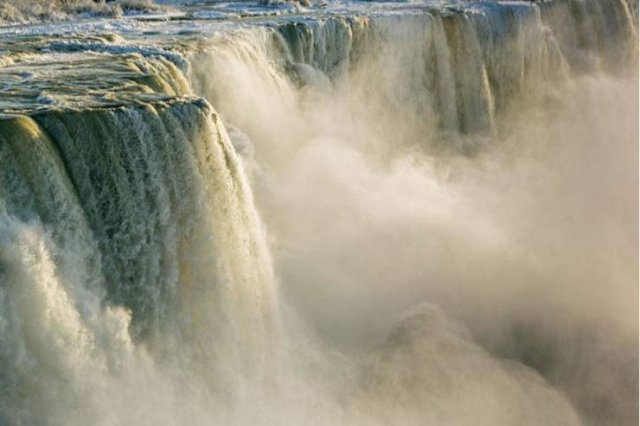 Famous-Landmarks-Distance-Looks-11