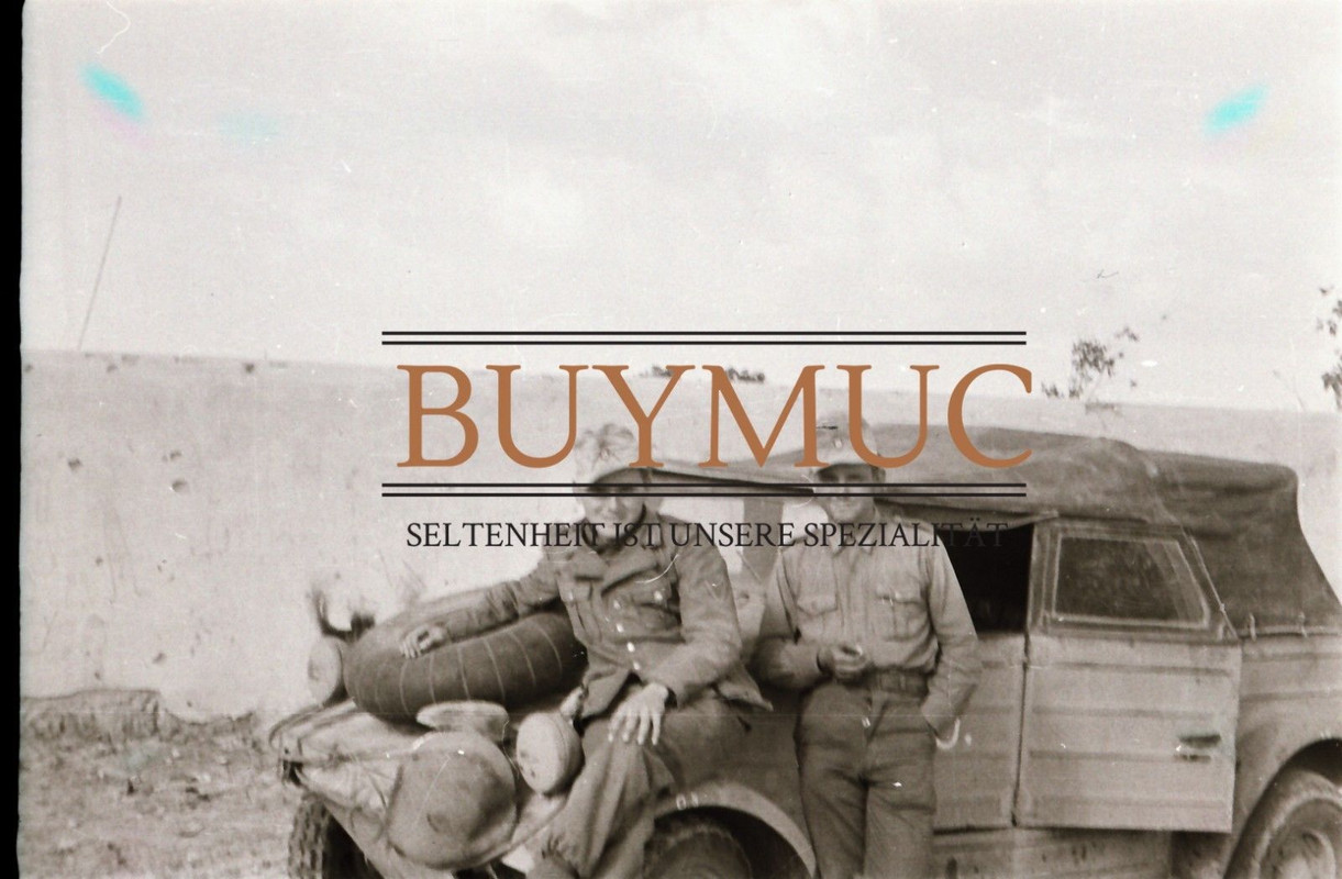 Umgeb. Bengasi, VW Kübelwagen, Soldaten