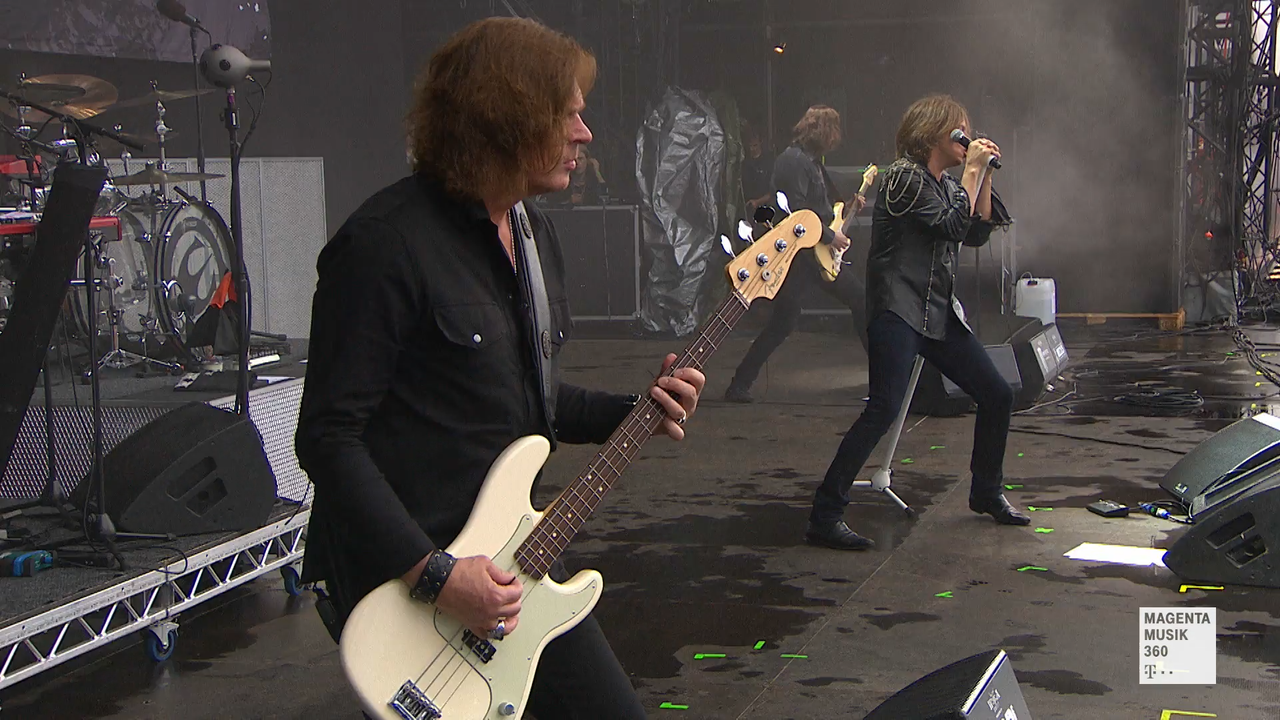 mpv-shot_Europe-Live.at.Wacken.Open.Air.WOA.2017.Web-DL.1080p.AVC-Нечипорук_00_01_01_0002