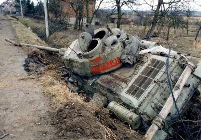 t-34s-used-during-the-yugoslav-wars-v0-ow72rkh0mldd1.webp