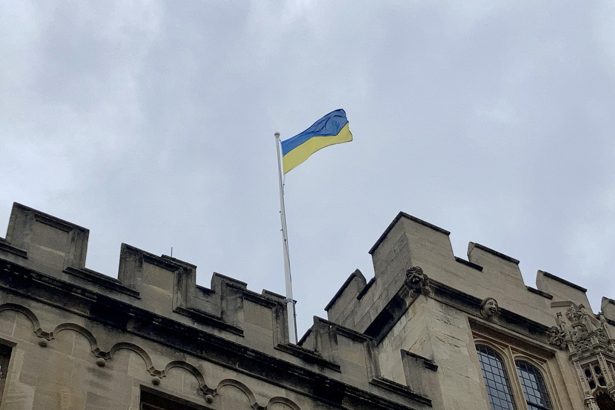 FE3ECBB6-65B3-4A66-9701-82764C24AE4B