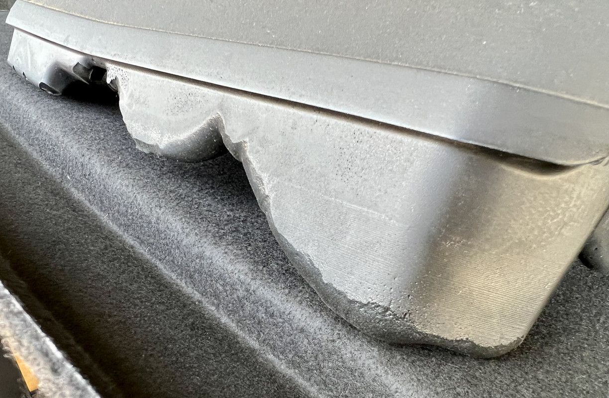 D8B1ACE9-78A4-43B2-A097-7089BCD7F735