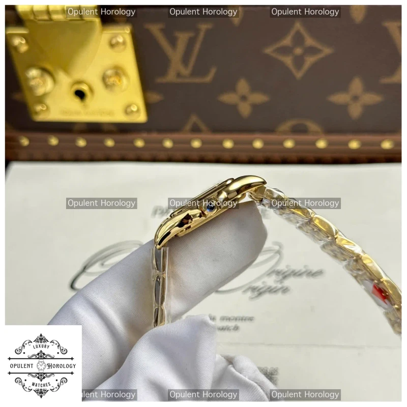 Buy Cartier Panthère White Moon Dial Replica - A Swiss Quartz Women’s Luxury Timepiece