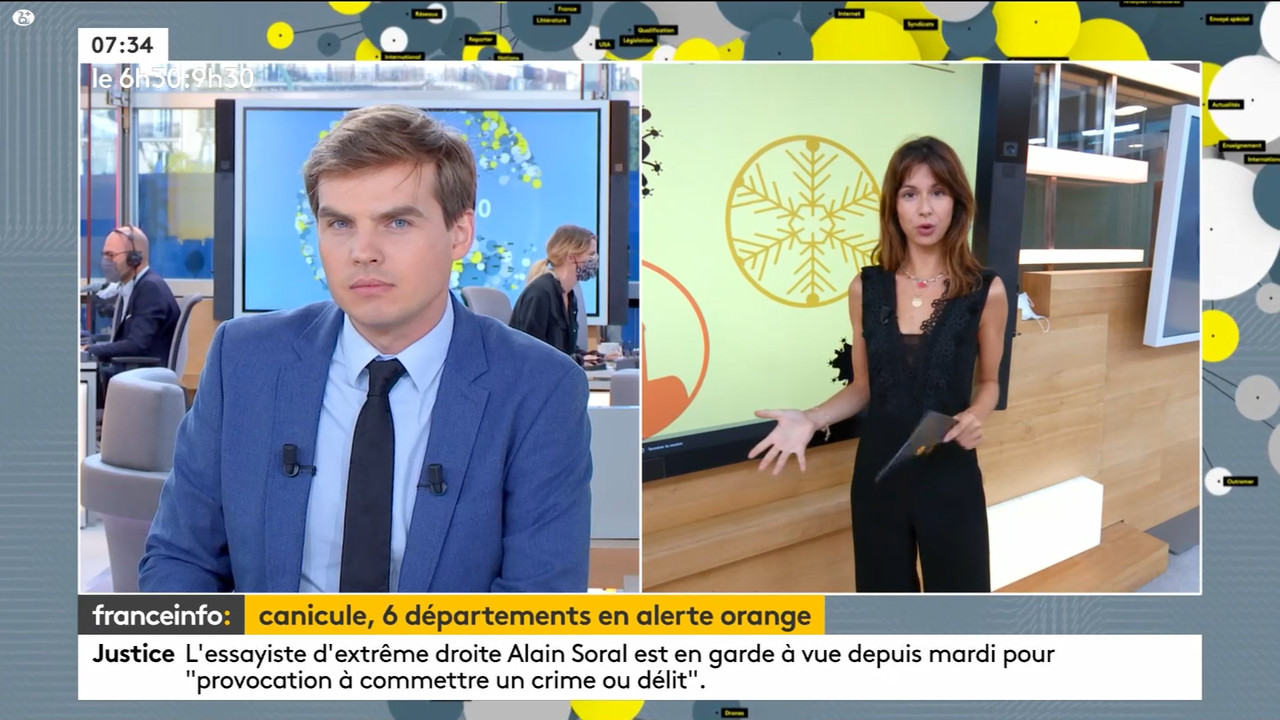 07.30 - 05.29.00 - 9h30. Entre JT, chroniques, invités et revues de p....ts_snapshot_01.11.12.380