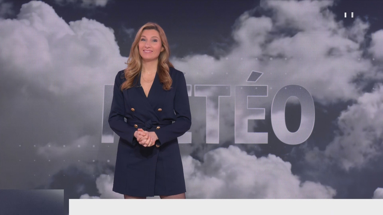 03.15 - 05.30.00 - Les matins LCI week-end. Info, complicité, proximi....ts_snapshot_00.03.53.250