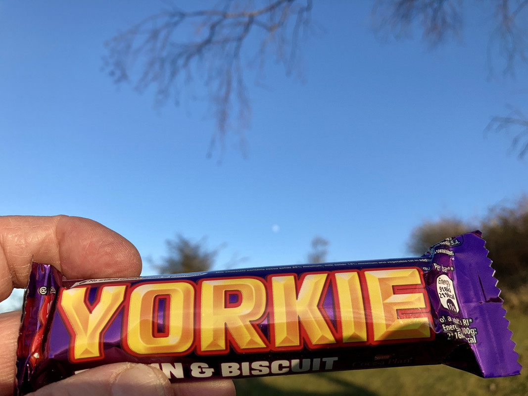 05BE1E8B-FFF4-445E-8A17-441875F4D7E8