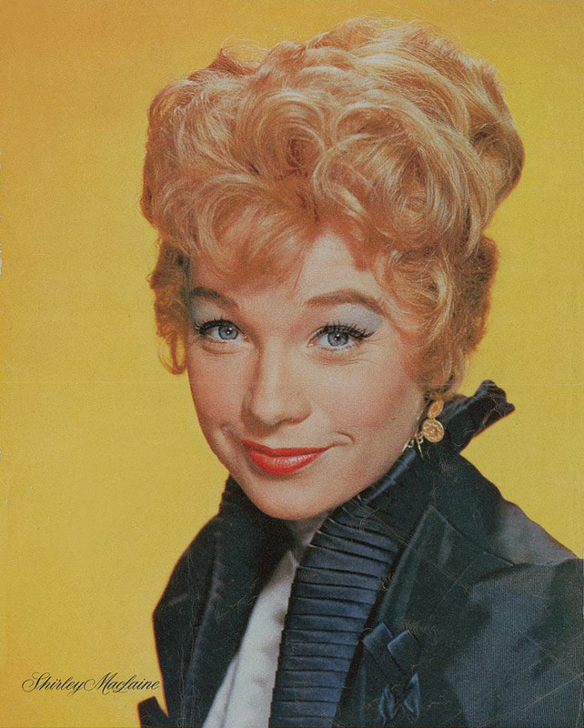 Shirley_MacLaine_c28