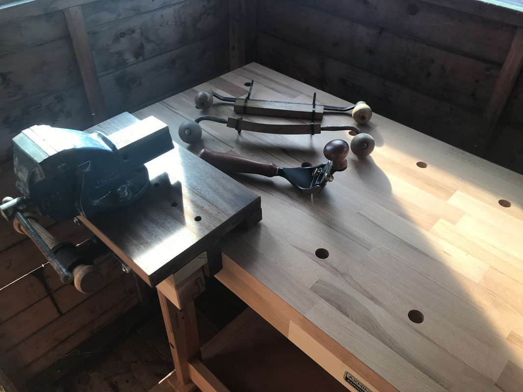 AEE8908D-C7FF-4872-B6CE-8BDD5949DB9C