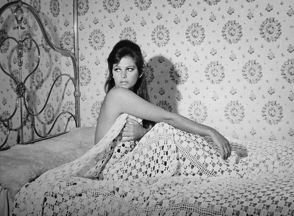 claudia_cardinale_md26