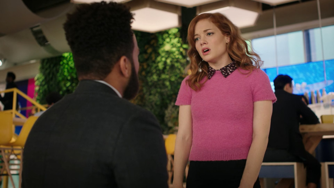 Zoey's Extraordinary Playlist (2020) S01E08 Zoey's Extraordinary Glitch (1080p AMZN WEB-DL x265 10bit EAC3 5.1 - HxD) [TAoE].mkv