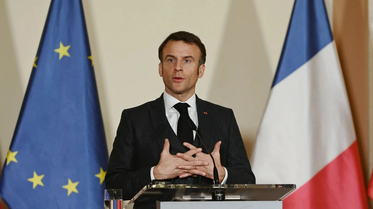 “Estamos listos para poner todos los medios para que Rusia no gane la guerra”, advierte Macron