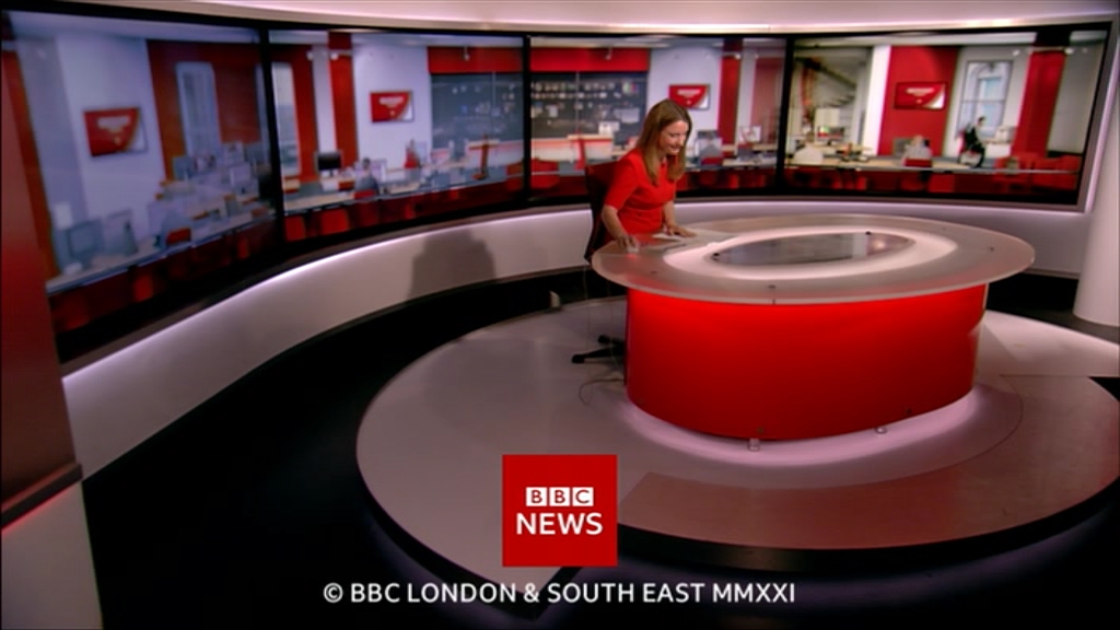 BBC London News_20210718_18501900.ts_snapshot_09.04.238
