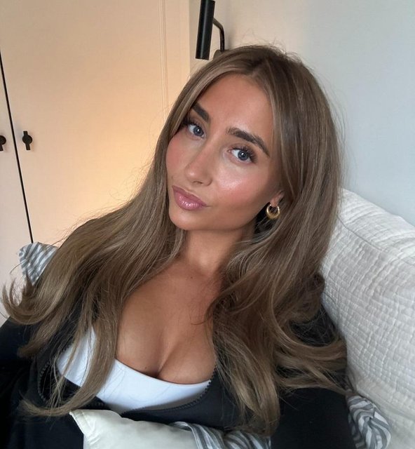 Fucked My Girlfriend On The Pool Table 1