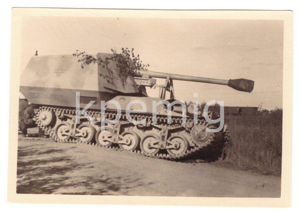 panzerjaeger-auf-franzoesischem-fahrgestell-masse-7-x-10-cm
