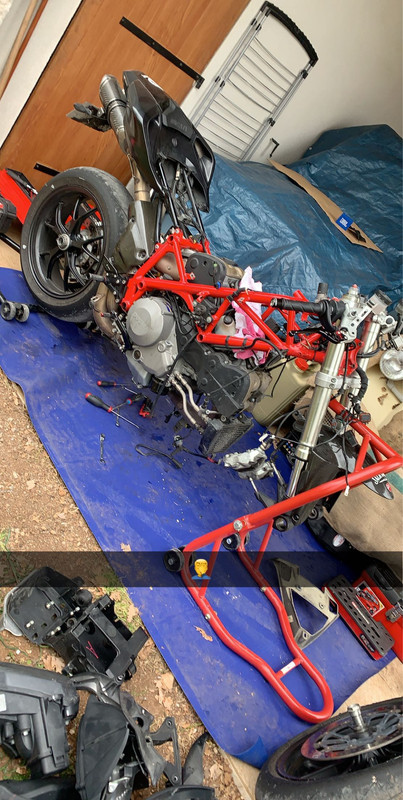 F4F88E6E-7183-4798-A895-FBFBCF353BF2