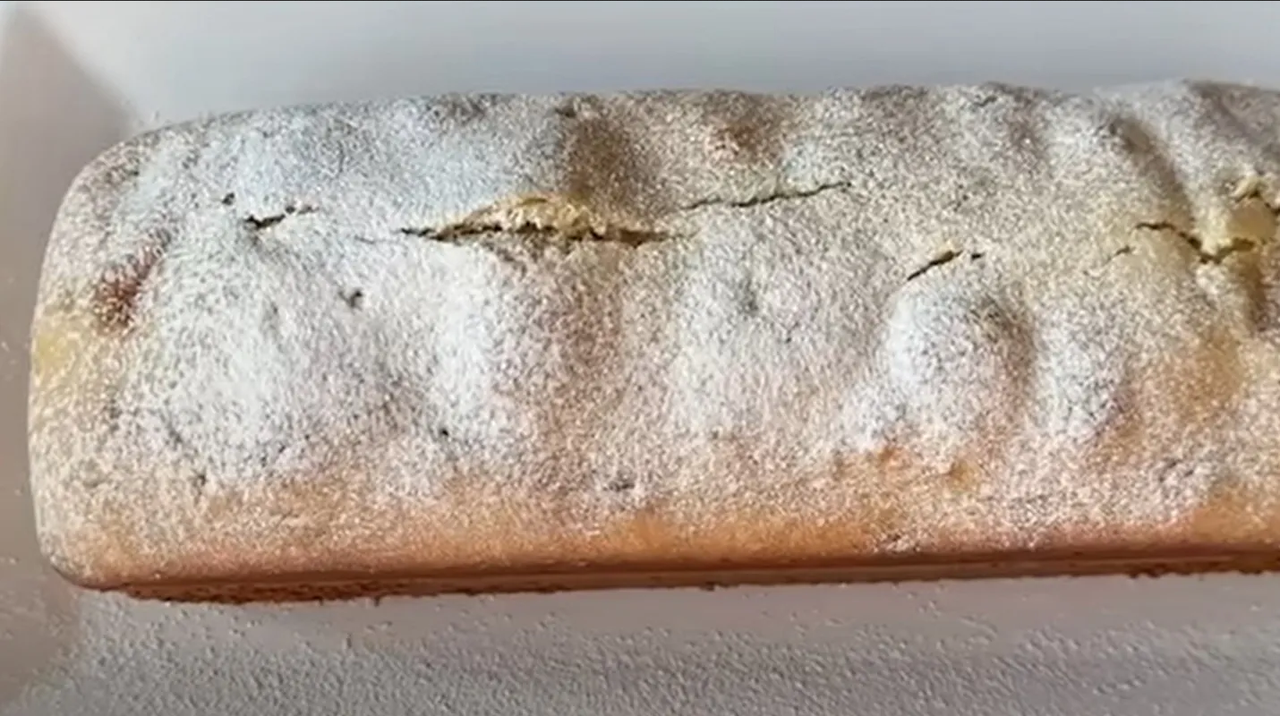Receta para preparar un budín sencillo con un delicioso sabor casero