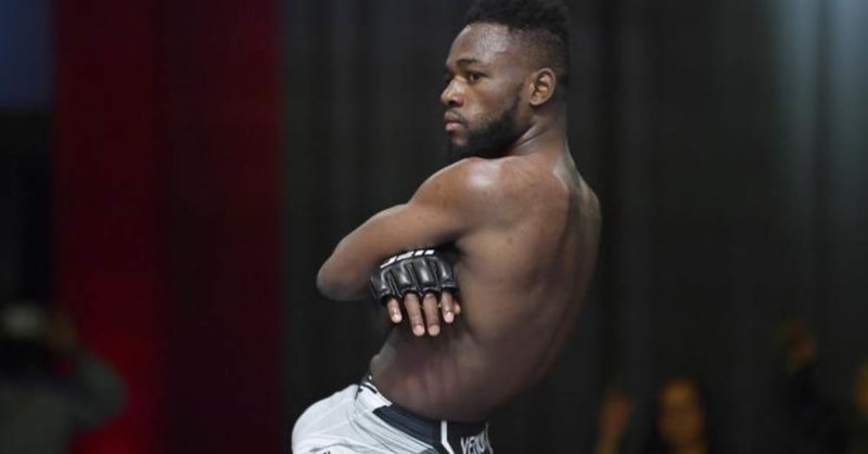 Манел Капе срещу Бруно Силва на UFC Fight Night 249