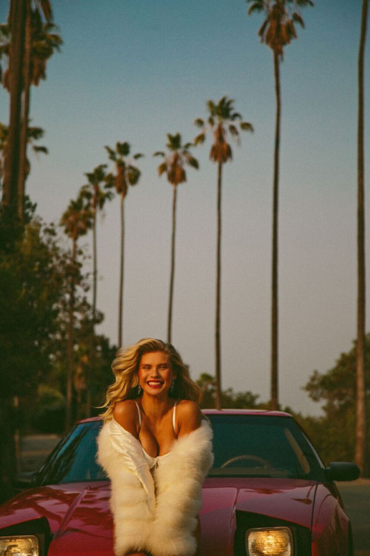 josie-canseco-for-galore-magazine-september-2018-8