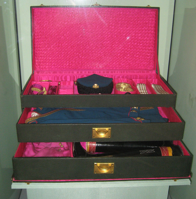 Tsarevich_Alexis's_military_uniform_set