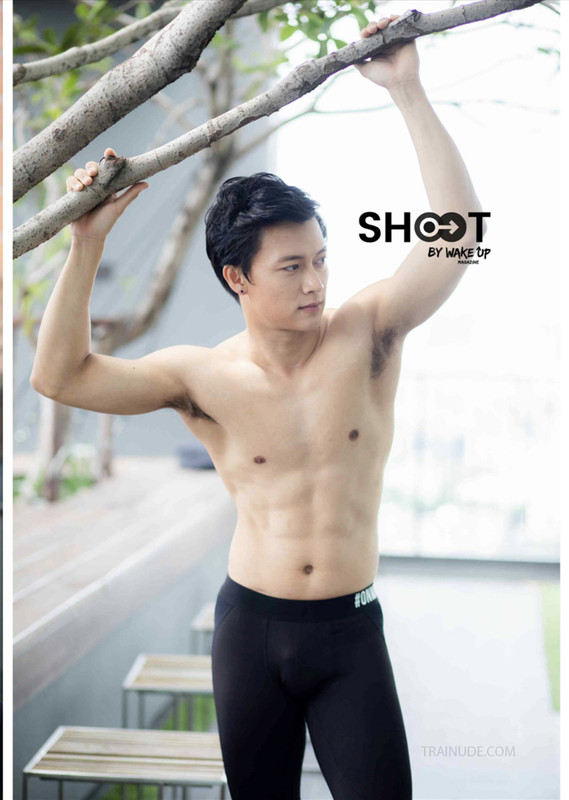 Shoot issue 11 | Tiger (Non-sex)