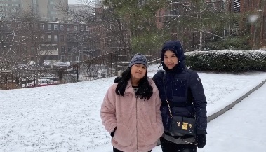 Potret Annisa Pohan dan Almira saat liburan ke Amerika.