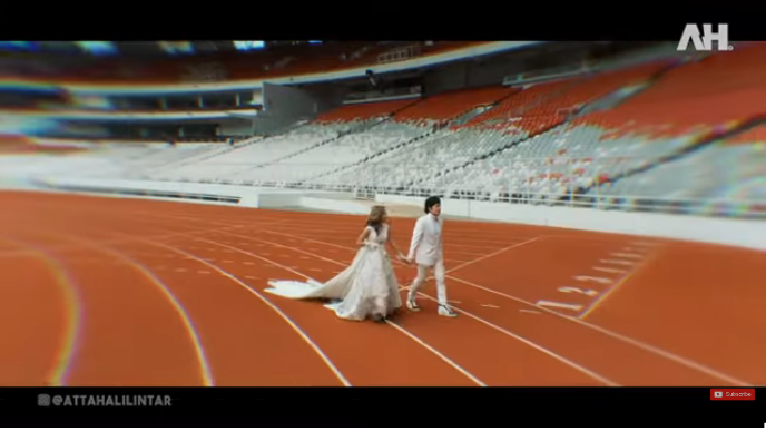 Atta Halilintar dan Aurel Hermansyah menjalani sesi foto prewedding