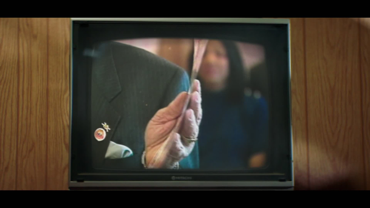 McMillions (2020) S01E02 Episode 2 1080p AMZN Webrip x265 10bit EAC3 5.1 - Ainz[TAoE]