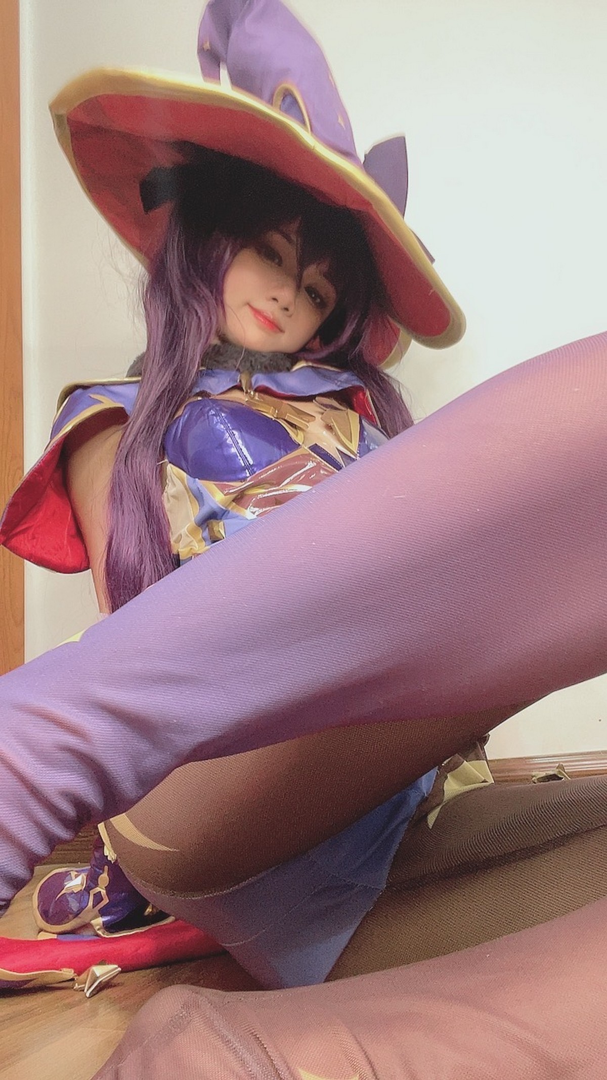 PoppaChan Mona Cosplay (Genshin Impact) HD Set – 53 Photos 20MB插图1
