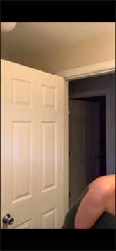 [Image: Voyeur30075103832.jpg]