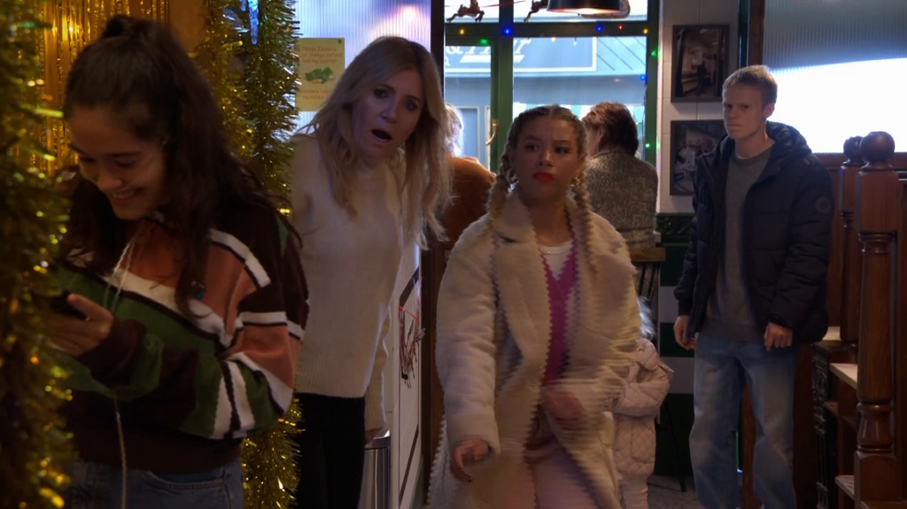 [Image: ve58kp3zww2z.png]