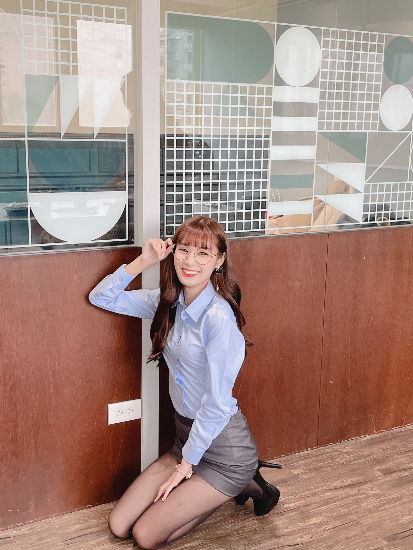 泥泥汝 OL 女郎 B 主题 写真＋视频合集｜高人气职业风作品（350P｜12V｜840MB）插图4