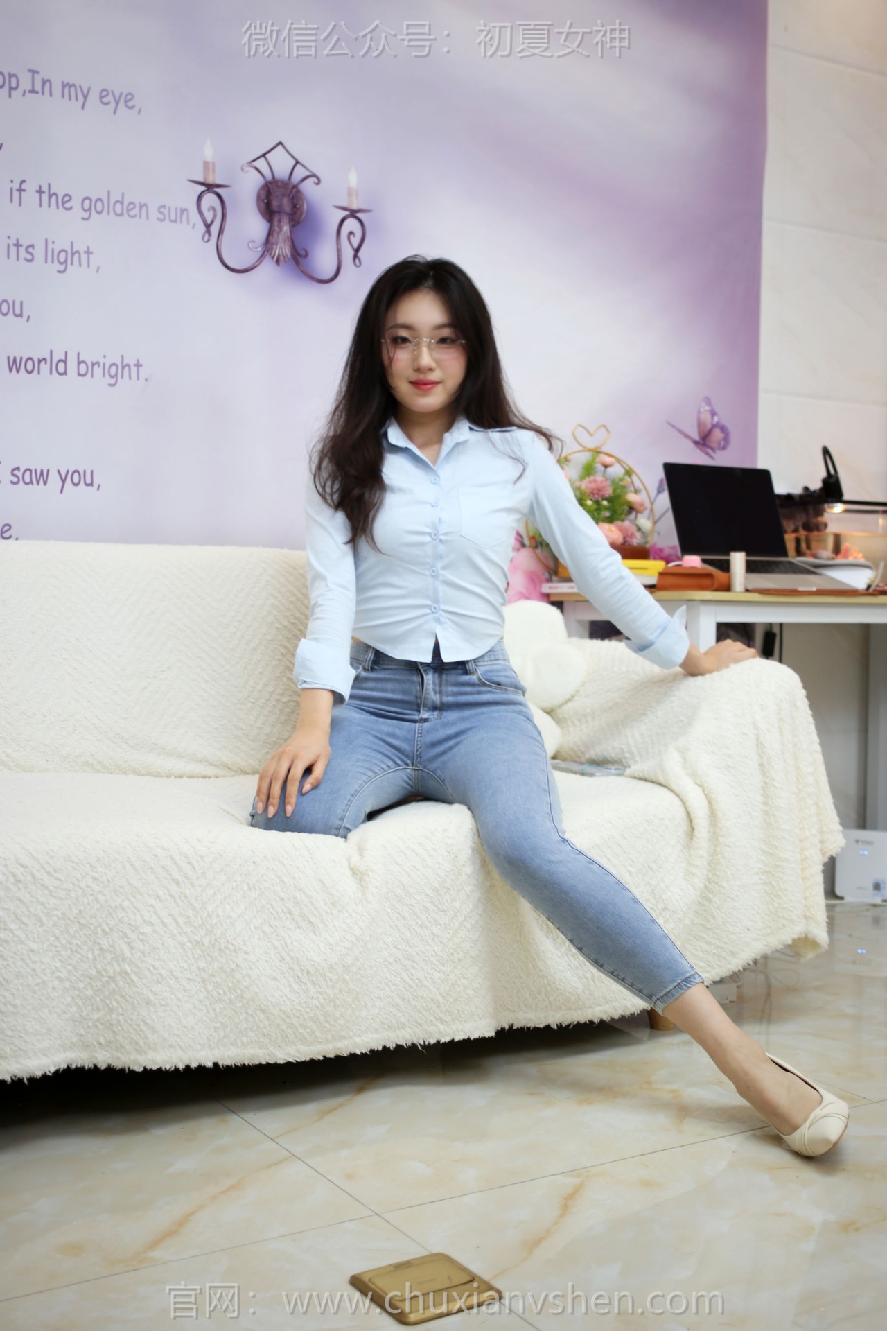 夏小小nude《初夏女神》写真，室内的，清新与优雅的双重享受插图2