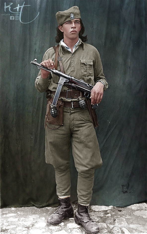 [Слика: nepoznati-cetnik-valjevskog-korpusa.jpg]