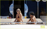 perrie-edwards-alex-oxlade-chamberlain-august-2020-41