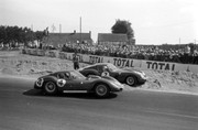 24 HEURES DU MANS YEAR BY YEAR PART ONE 1923-1969 - Page 55 62lm04-M151-Maurice-Trintignant-Lucien-Bianchi-15