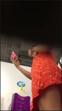 [Image: Voyeur23555082234.jpg]