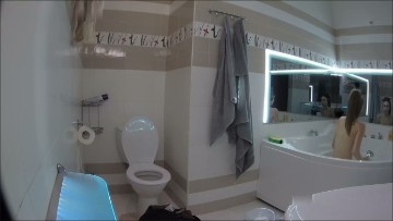 [Image: Voyeur12605083831.jpg]