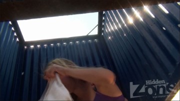 [Image: Voyeur29655074531.jpg]