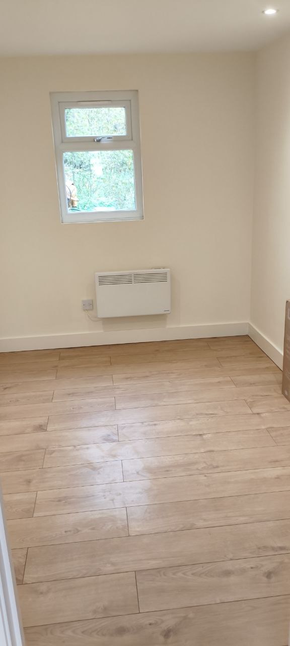 Internal Finishes – Year-Round Garden Rooms - bespoke Internal finishes for offices, gyms, bars, salons and annexes in West Midlands and surrounding areas